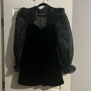 Black long sleeve mini dresss